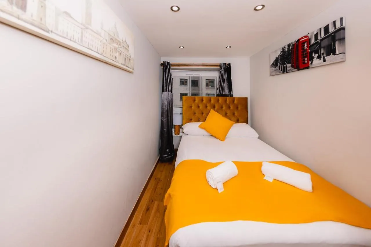 Superb Luxury Quality Central Apartment On Canal 爱丁堡 0*,  英国